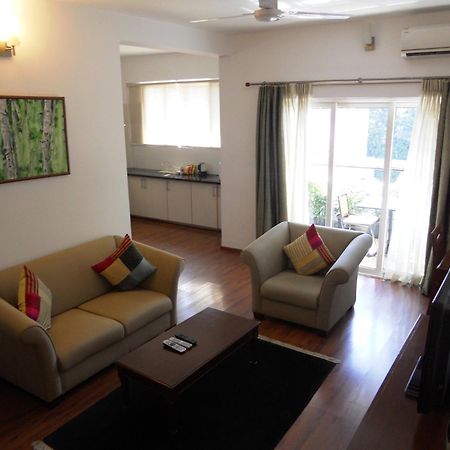 Justa Off Mg Road Otel Bangalore Dış mekan fotoğraf